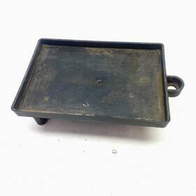 1704112sm Agco-allis 1616h Battery Tray