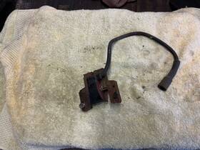 595304 Briggs And Stratton Coil Armature Magneto - Nos