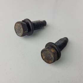 122t02-1207-b1 Briggs & Stratton And 6.75hp Engine Mounting Bolt With Washer Pair