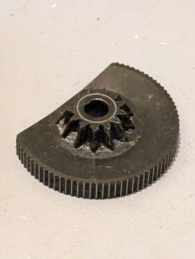 Gear-13tooth Briggs & Stratton 1732608sm Snapper And Snow Blower 3.50 Od 1732608