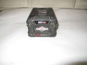 1760266 Briggs & Stratton 1760514 And 82-volt Max 2.0ah Battery #1760266. For Parts Wonftt Charge