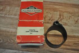 19070 Briggs & Stratton And Piston Ring Compressor #1302