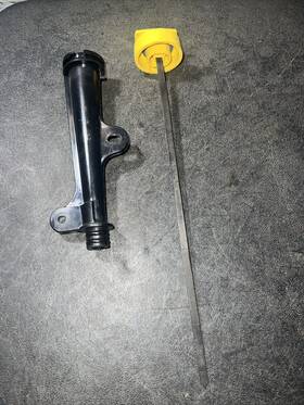 281679 Briggs & Stratton And Oil Dipstick