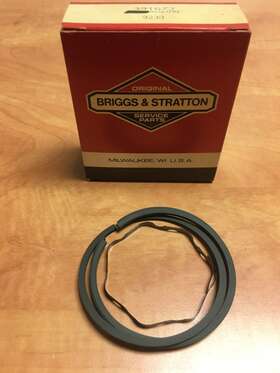 391672 Briggs & Stratton And Oem Ring Set Open Box