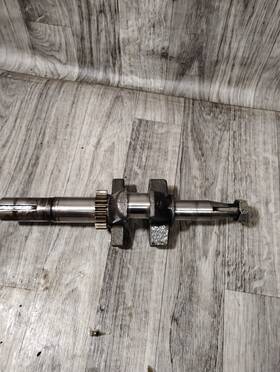 494546 Briggs & Stratton And Crankshaft