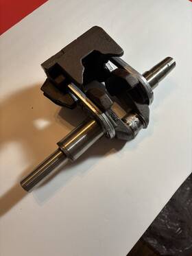 596006 Briggs & Stratton Genuine Oem And Crankshaft