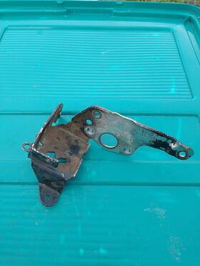 692467 Briggs & Stratton Genuine And Control Bracket