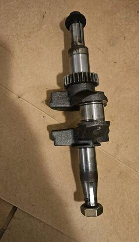 797074 Briggs & Stratton 693595 And Oem Crankshaft - Good Condition