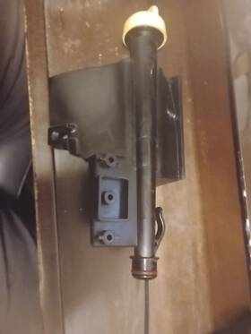 697184 Briggs & Stratton 699908 And Dipstick Tube