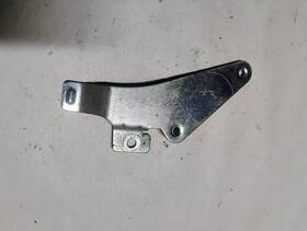 793145 Briggs & Stratton And Fuel Pump Bracket