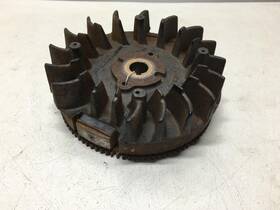 808766 Briggs & Stratton And Engine Flywheel