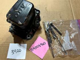 84003960 Briggs & Stratton And Cylinder Head #3920