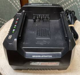 Ebsrc82 Briggs & Stratton And Instart Battery Charger 82v 4.0a Used
