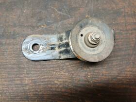 753-05147 Craftsman Drive Idler Pulley And Bracket T110
