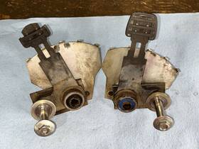 917.372850 Craftsman Eager 1 5.5hp 22 Inch Gear Drive Mower Front Wheel Brackets