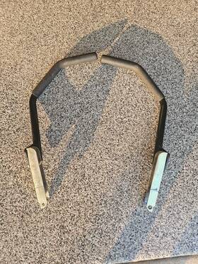 01008426 Cub Cadet 01008425 Z Force Steering Handles Lh And Rh Bracket