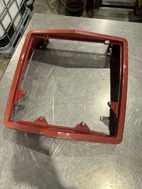 132442 Cub Cadet Grille Housing Red 582 682 782 982 1211 1810 1811 1872 2072 Nose