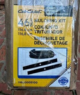 19b30005100 Cub Cadet 46 Inch 2-blade Lawn Tractors Mulch Kit - Free Shipping