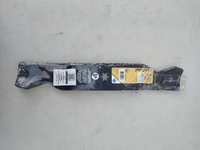 490-110-c122 Cub Cadet 490110c122 42 Inch Mulching Blades Star Mounting Hole