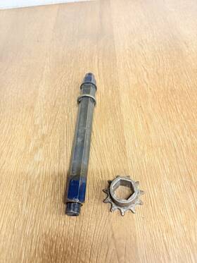 711-1042 Cub Cadet Mtd Snowblower Hex Shaft Part Number
