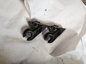 731-10069d Cub Cadet Oem 731-10069 Hood Bracket Xt1