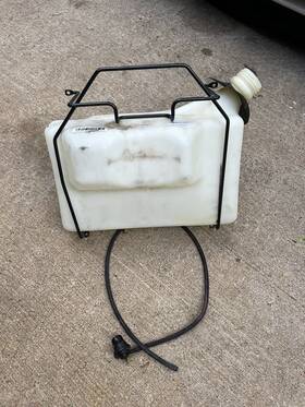 751-10879b Cub Cadet 75110879b Gas Tank 3.75 G Ltx 1040 1042 1045 1046 1050 1054 Free Ship