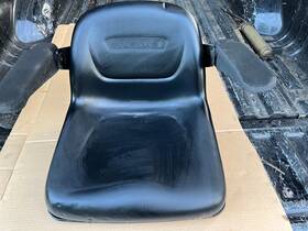 757-04040 Cub Cadet 757-04035 Oem Super Lt 1550 Lawn Mower Seat And Armrests Mtd