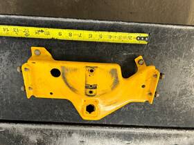 783-06043 Cub Cadet Ltx1050 22hp Kawasaki Steering Support Bracket #783-06043