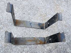 783-08567-0637 Cub Cadet Battery Bracket Powder Black Xt1 Xt2