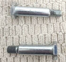 938-0533 Cub Cadet Shoulder Bolt 2 Pack Nos