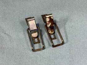 Ih-401631-r1 Cub Cadet 124 Hood Latches