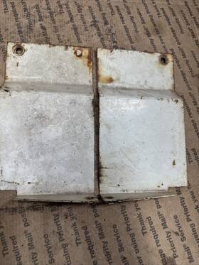 Ih-544192-r1 Cub Cadet Ih 149 169 109 128 129 86 108 Tractor Lh Extension Panel
