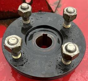 10-6870-03 Exmark 18-3209 Used Wheel Hub With Studs Vantage S X Series 48 Inch 52 60