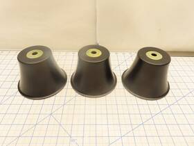423680 Grasshopper Plastic Spindle Deflector Cone 3 Pack
