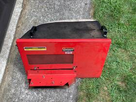 888010 Gravely Pro Grass Leaf Catcher Bagger Attachment Model No