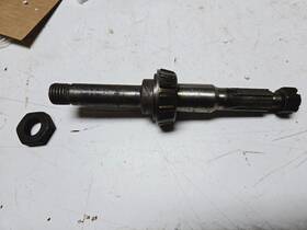 M106 Gravely 30 Inch Deck Out Put Or Blade Shaft L Li C8 L8 Swiftamatic Super Con