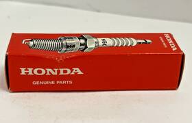98076-56917 Honda New Genuine Parts 98076-56917/ Bpr6hs-10 Spark Plug