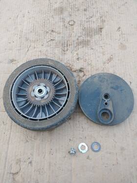 Hrx2173vka Honda Oem Genuine 9 Inch Rear Drive Wheel With Dust Cover Bolt And Washers