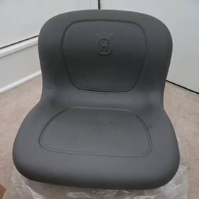 532439822 Husqvarna 439822 Lawn Tractor Seat Replaces 424068 Genuine Original