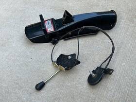 532438829 Husqvarna 532405932 Mcculloch Snow Blower Discharge Chute Control Lever And Cables