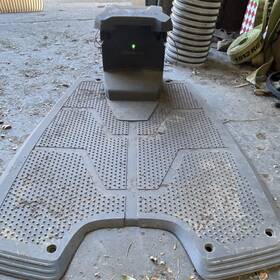 5807655-08 Husqvarna Charging Station 450x