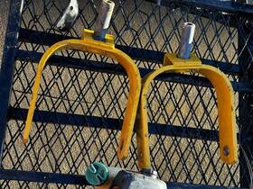 604691 Hustler Raptor Zero Turn Mower Steering Forks 2
