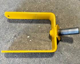 607834-1 Hustler Used Caster Fork