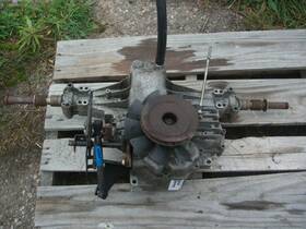 036488 Hydro-gear Integrated Hydrostatic Transaxel Lawn Tractor Transmission