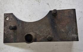 075357m John Deere 212 210 214 216 Garden Tractor Engine Side Pto Bracket Mount
