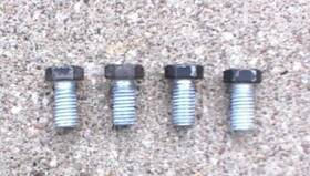 19h1815 John Deere 79-195 400 - Hitch Plate Bolts