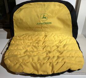 92324 John Deere Licensed 15-inch Seat Cover For Riding Mower And Gator Nice