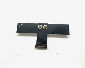 Am101531 John Deere 420 Hood Latch And Bracket M89470