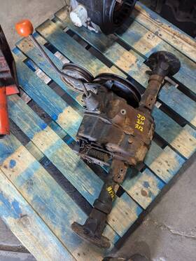 Am103709 John Deere 200 210 212 214 216 - Transmission