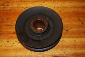 Am118395 John Deere 345 Early Sn Engine Drive Pulley